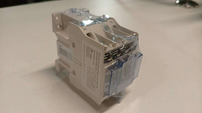 ��������� ���������  18� ������� ���������� 220� �� �������������� 1NO�